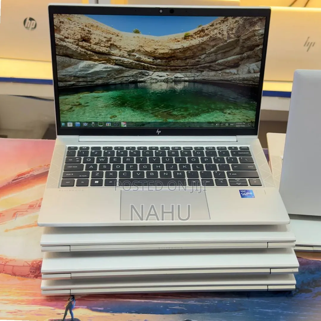 New Laptop HP EliteBook 830 8GB Intel Core i7 SSD 512GB