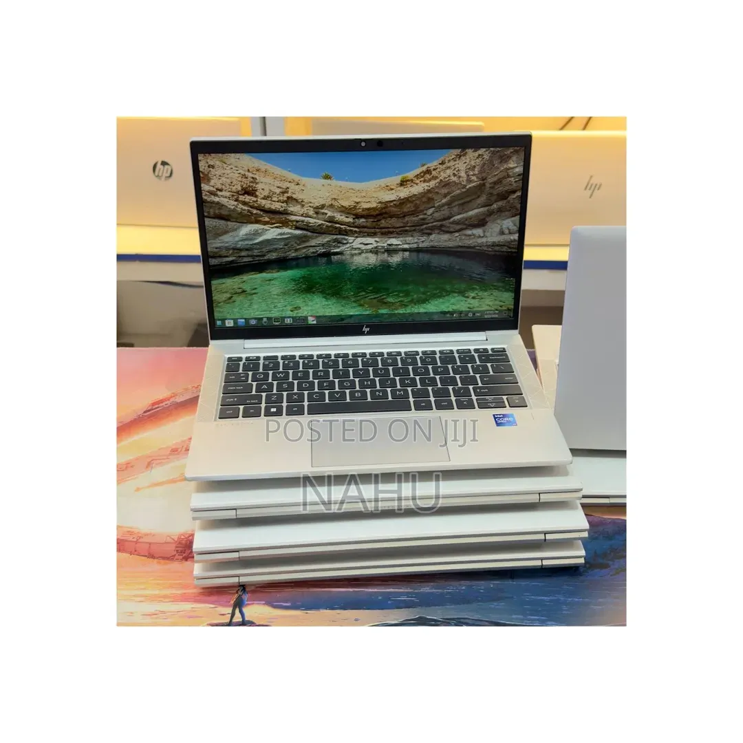 New Laptop HP EliteBook 830 8GB Intel Core i7 SSD 512GB