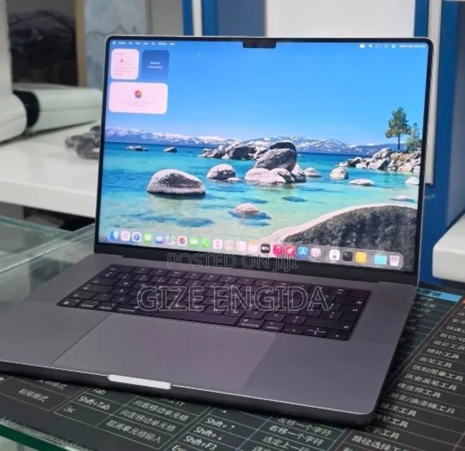 New Laptop Apple MacBook Pro 2021 M1 32GB Apple M1 SSD 512GB