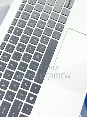 New Laptop HP EliteBook x360 1040 G7 16GB Intel Core i7 SSD 512GB