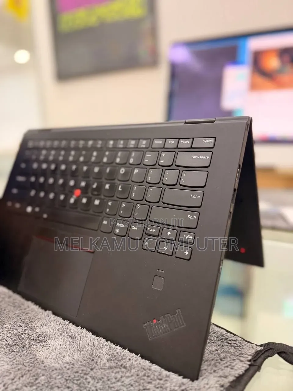 New Laptop Lenovo ThinkPad X1 Yoga 8GB Intel Core i5 SSD 256GB