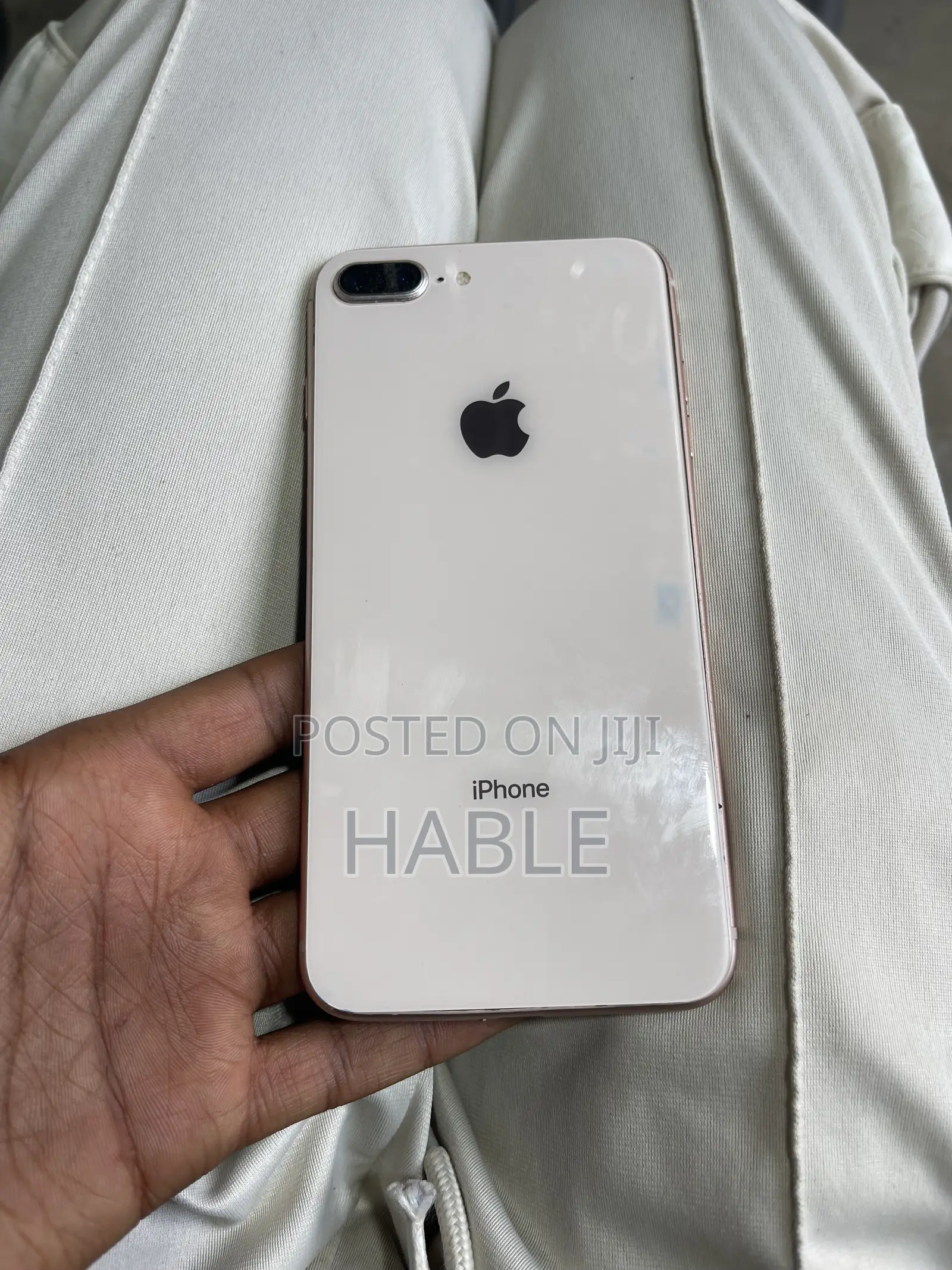 Apple iPhone 8 Plus 64 GB Gold