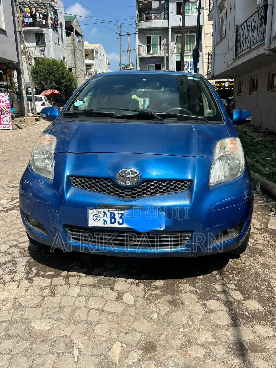 Toyota Yaris Base Hatchback 5dr 2010 Blue