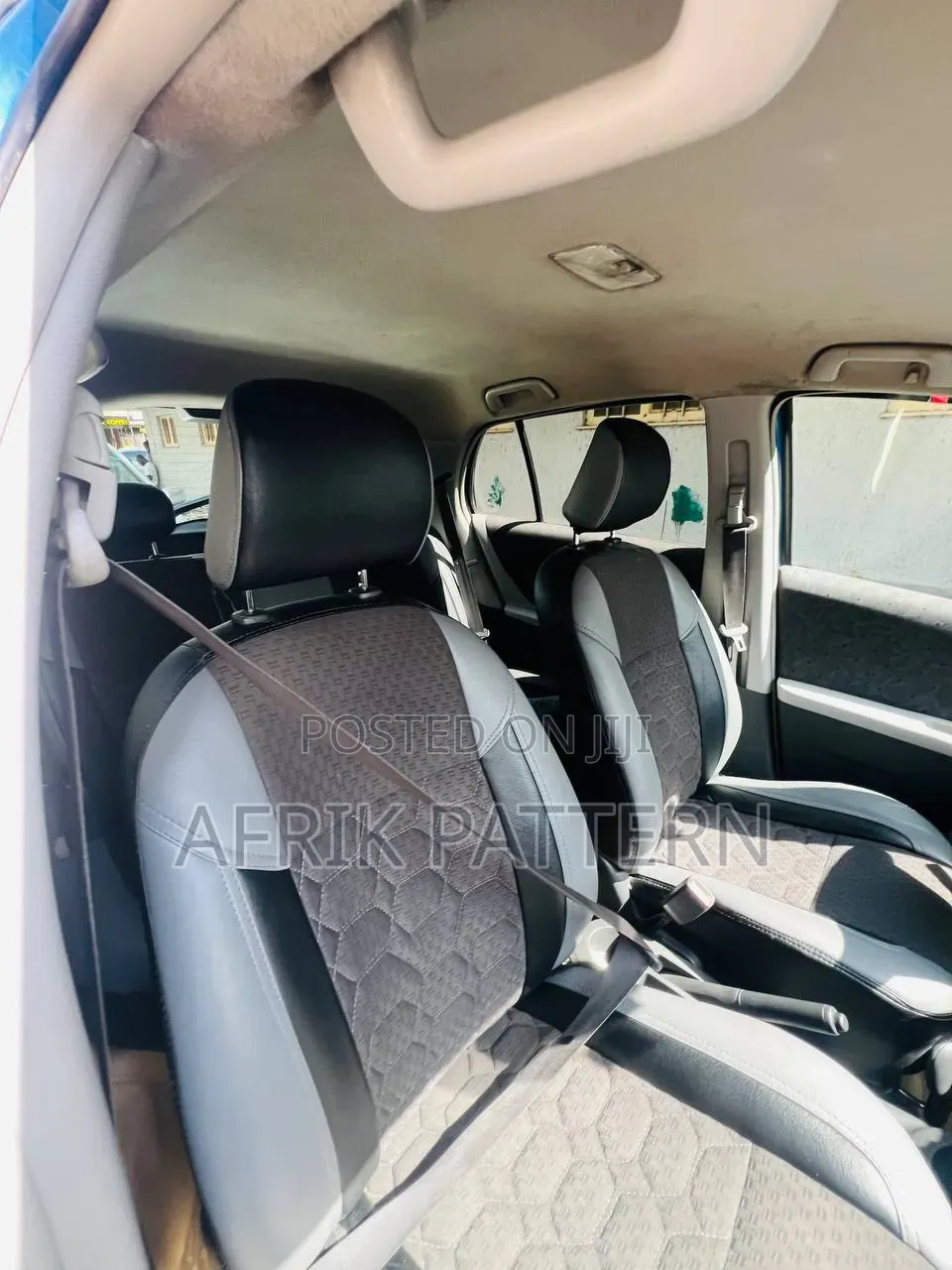 Toyota Yaris Base Hatchback 5dr 2010 Blue