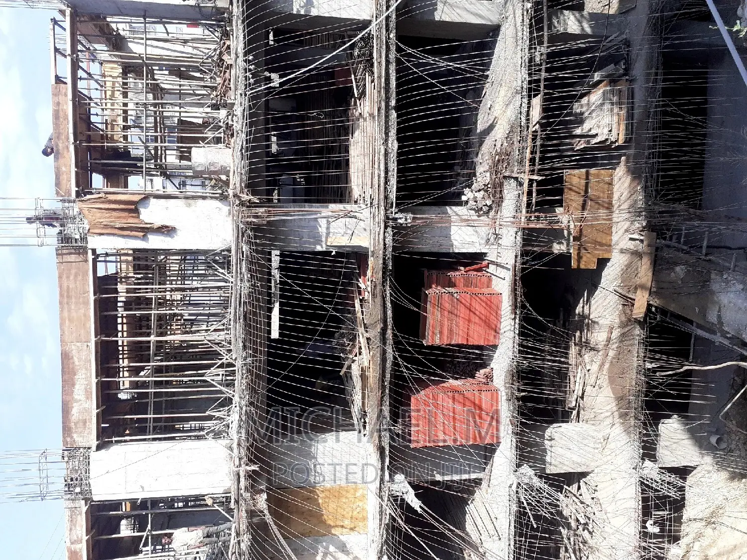 Furnished 4bdrm Apartment in Al Ehewan, Kirkos for Sale