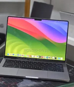 New Laptop Apple MacBook Pro 2023 M3 8GB Apple M3 Pro SSD 512GB