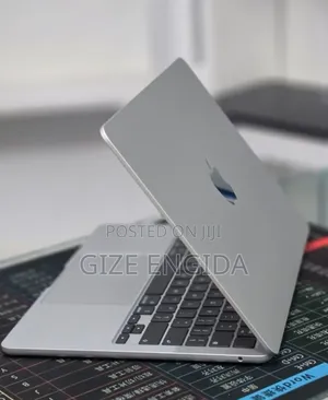 New Laptop Apple MacBook Air 2026 M5 16GB Apple M5 SSD 512GB