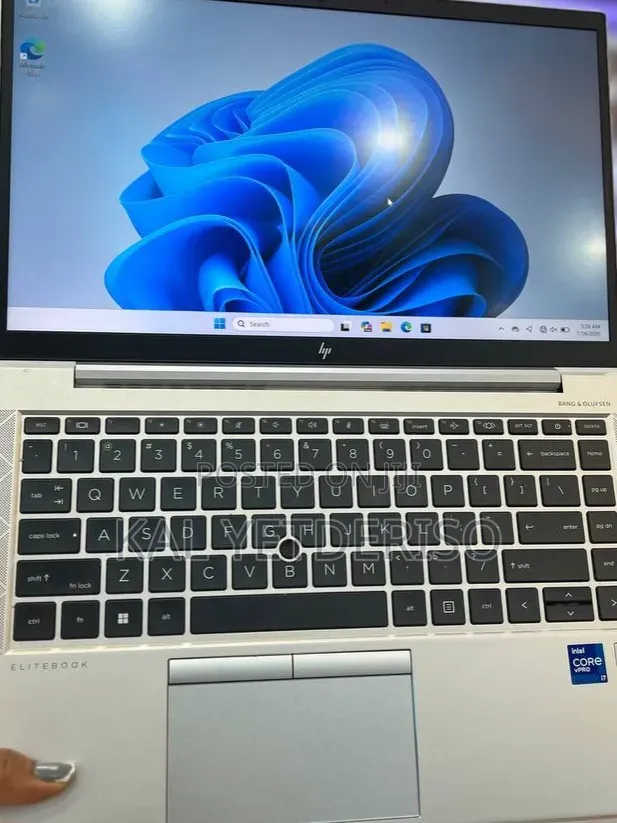New Laptop HP EliteBook 840 G8 16GB Intel Core i7 SSD 512GB