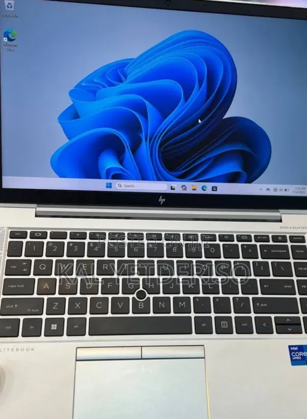 New Laptop HP EliteBook 840 G8 16GB Intel Core i7 SSD 512GB