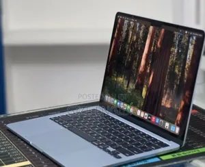 New Laptop Apple MacBook Air 2025 M4 16GB Apple M4 SSD 512GB