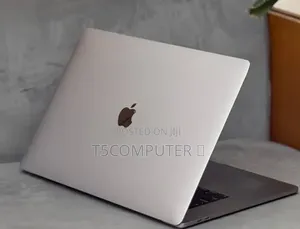 New Laptop Apple MacBook Pro 2019 16GB Intel Core i7 SSD 512GB