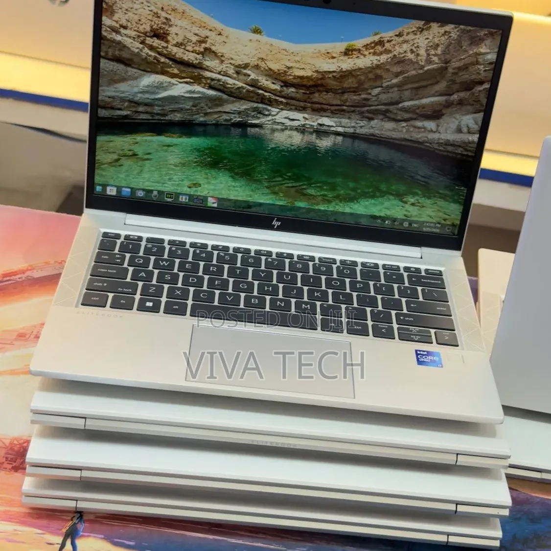 New Laptop HP EliteBook 830 G8 16GB Intel Core i5 SSD 512GB