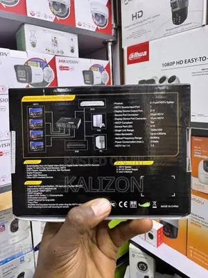 ኤችዲኤምአይ ስፕሊተር HDMI Splitter 1x4 HDMI Splitter With Signal Amplifier