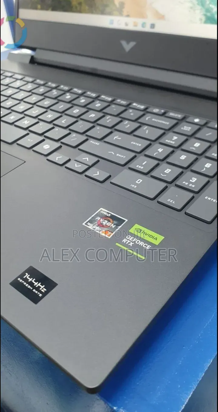 New Laptop HP Victus 15 16GB AMD Ryzen 7 SSD 512GB