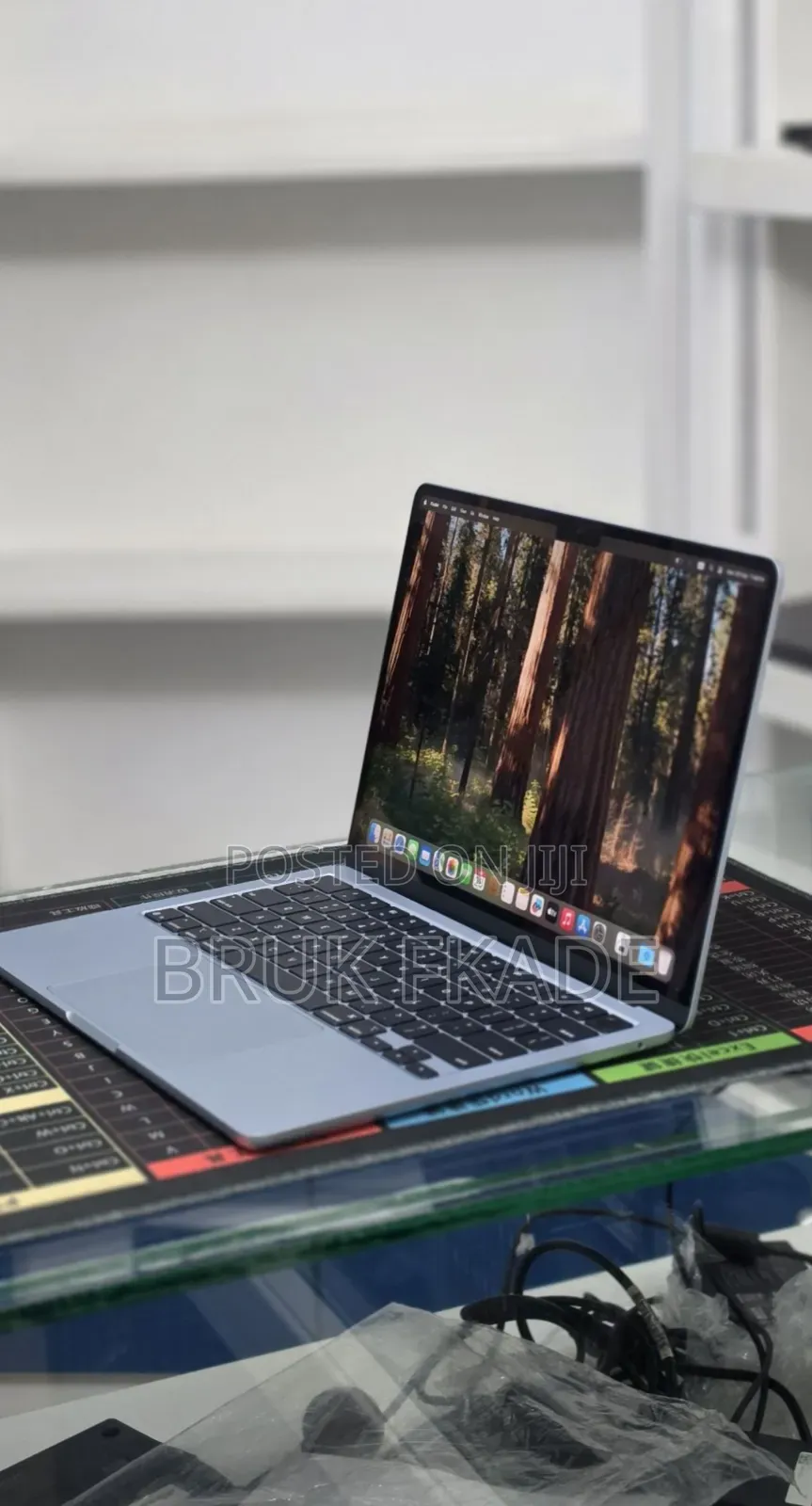 New Laptop Apple MacBook Air 2025 M4 16GB Apple M4 SSD 512GB