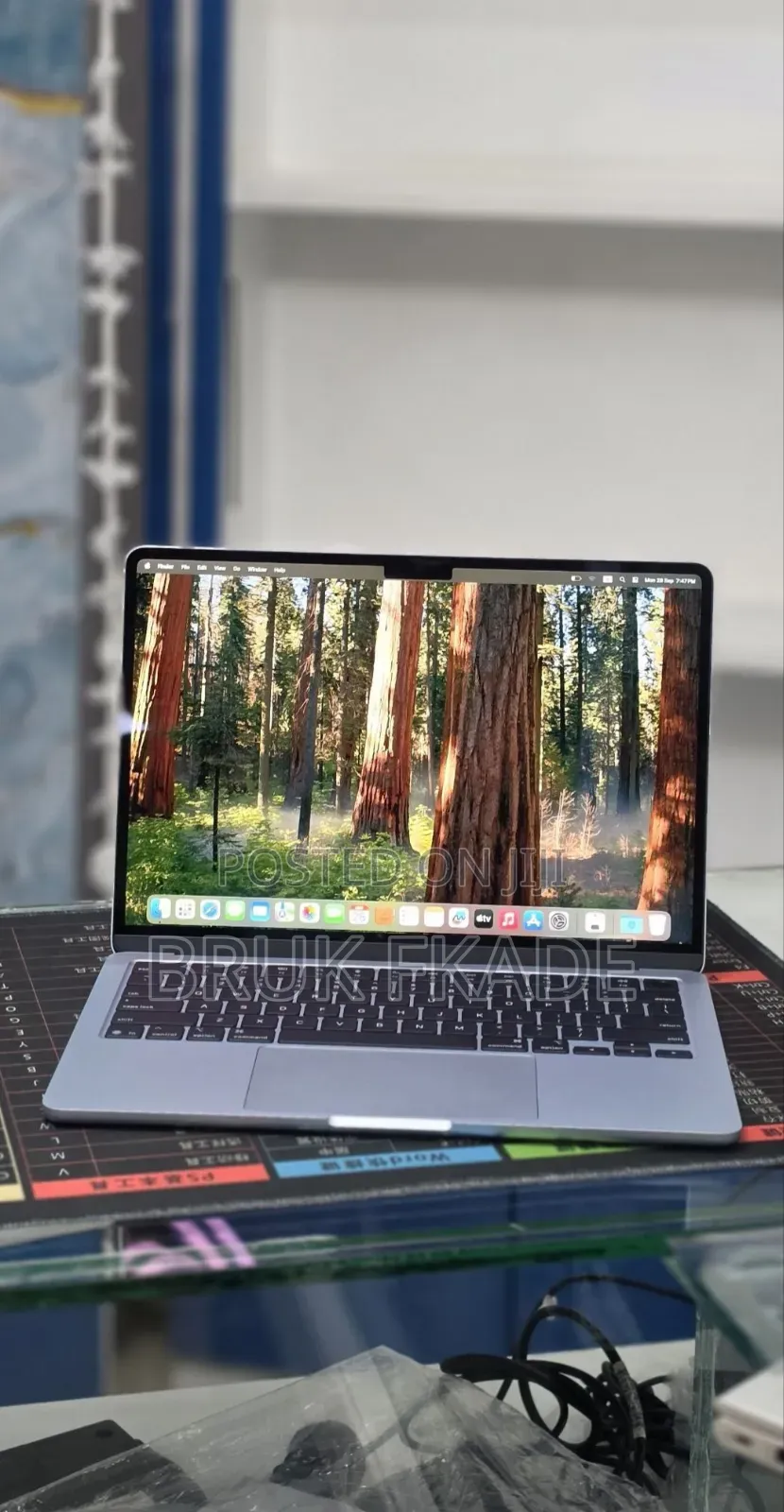 New Laptop Apple MacBook Air 2025 M4 16GB Apple M4 SSD 512GB