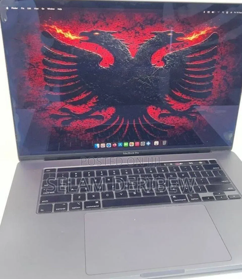 New Laptop Apple MacBook Pro 2019 32GB Apple M1 Pro SSD 1T