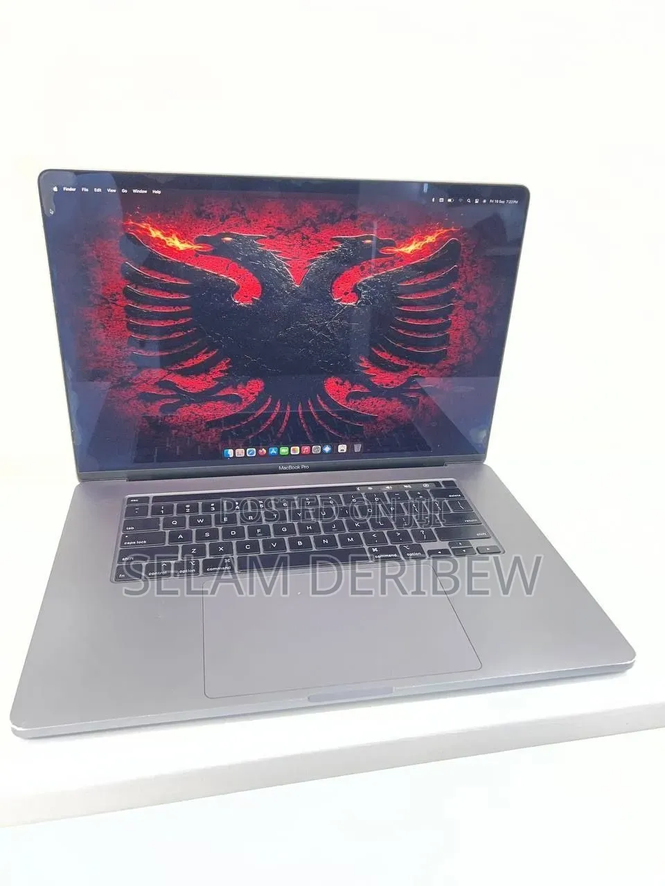 New Laptop Apple MacBook Pro 2019 32GB Apple M1 Pro SSD 1T