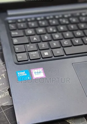 New Laptop Asus VivoBook 15 X505BA 16GB Intel Core 5 SSD 512GB