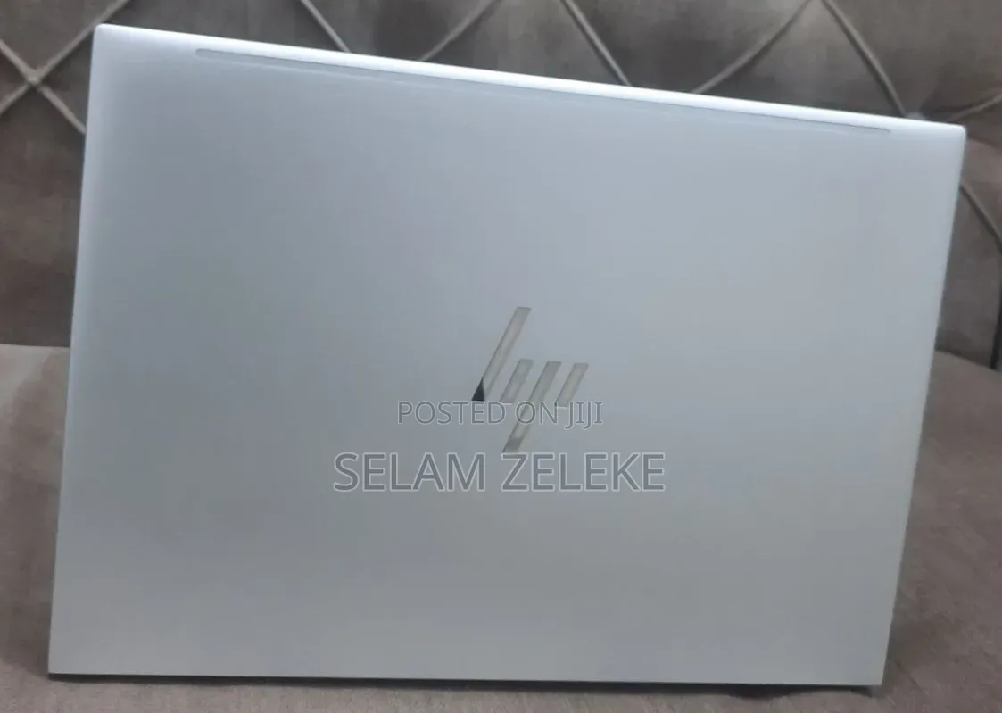 New Laptop HP EliteBook 840 G10 16GB Intel Core i7 SSD 512GB