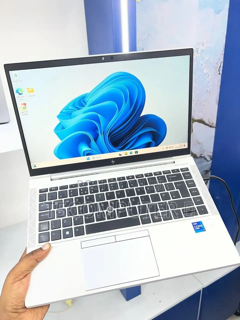 New Laptop HP EliteBook 840 G8 16GB Intel Core i7 SSD 512GB