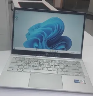 New Laptop HP 16GB Intel Core i5 SSD 512GB