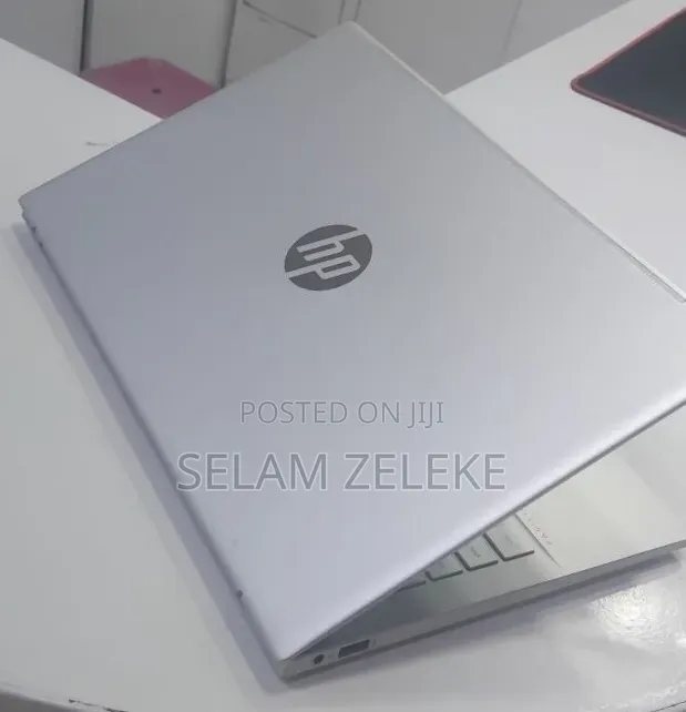 New Laptop HP 16GB Intel Core i5 SSD 512GB