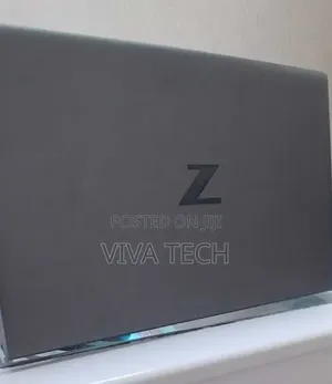 New Laptop HP ZBook Firefly G8 16GB Intel Core i7 SSD 512GB