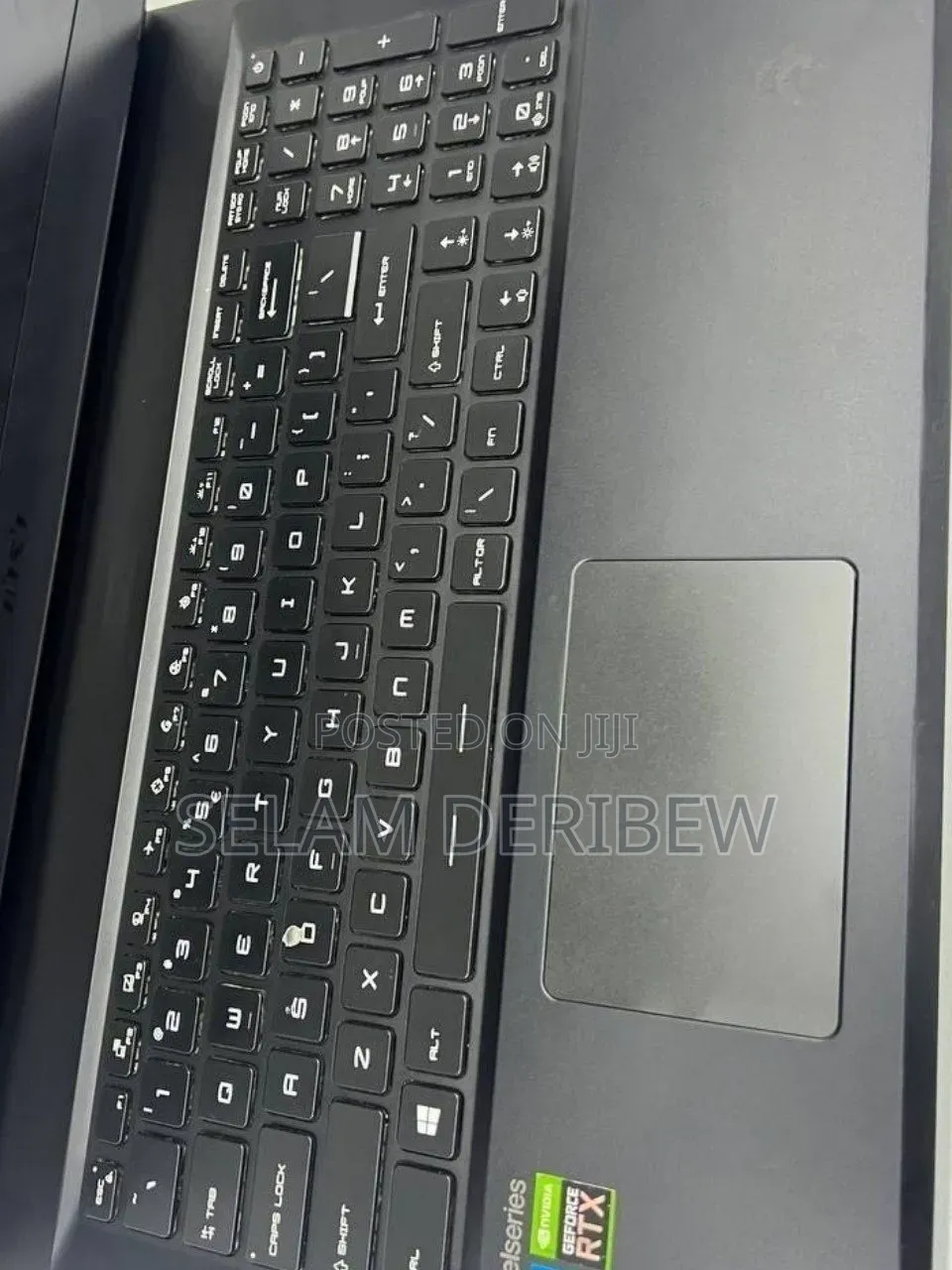 New Laptop MSI GP75 Leopard 16GB Intel Core i7 SSD 512GB