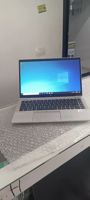 New Laptop HP EliteBook 840 16GB Intel Core i7 SSD 512GB