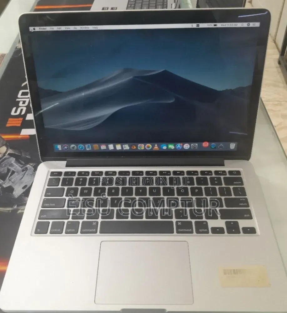 New Laptop Apple MacBook Air 2015 16GB Intel Xeon SSD 256GB