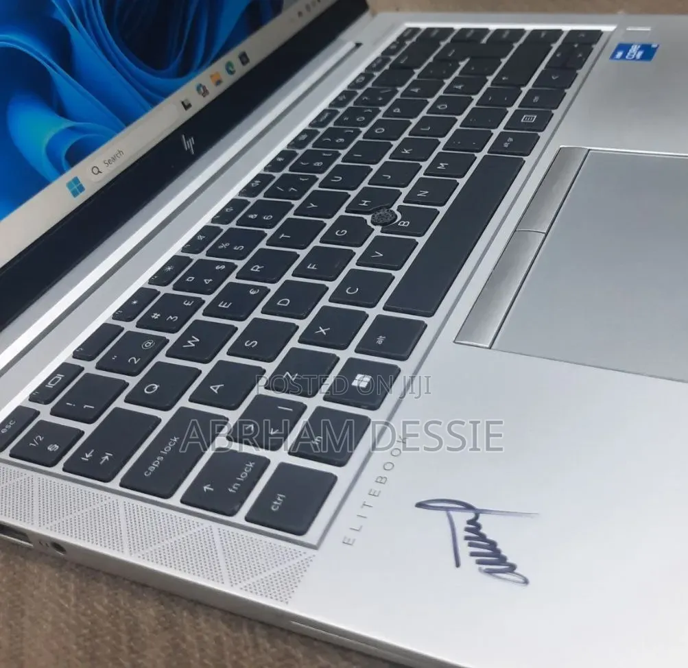 New Laptop HP 16GB Intel Core i5 SSD 512GB