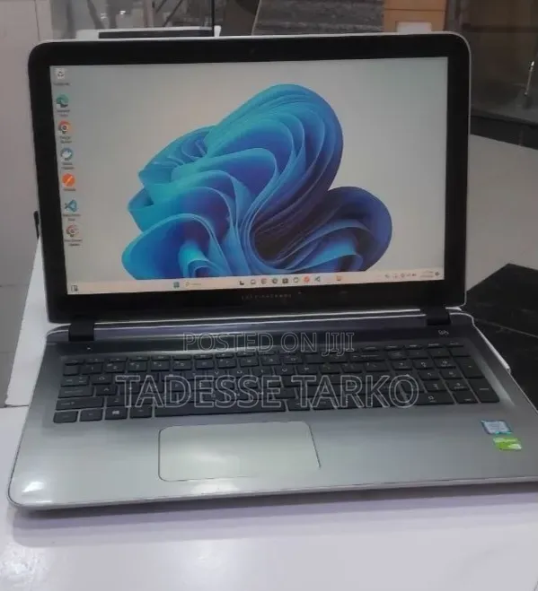 New Laptop HP Pavilion 15 8GB Intel Core i5 HDD+SSD 1T