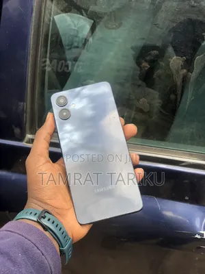 New Samsung Galaxy A06 64 GB Blue