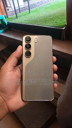Tecno Camon 40 Pro 5G 256 GB Silver