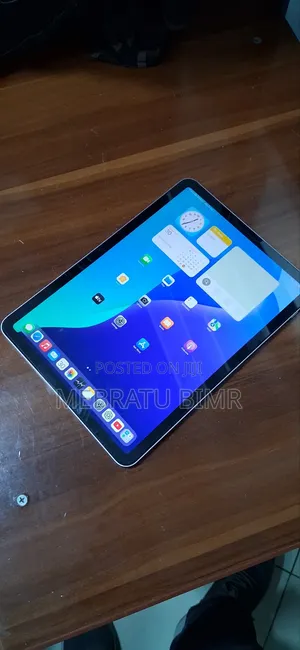New Apple iPad Air (2022) 64 GB Pink