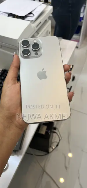 Apple iPhone 15 Pro Max 512 GB Silver
