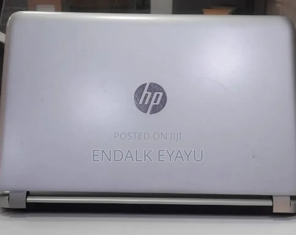 New Laptop HP Pavilion 15 8GB Intel Core i5 HDD 1T