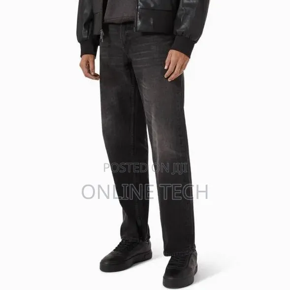 Tommy Jeans
Otis Regular Straight-Leg Jeans in Denim