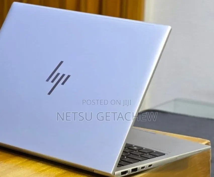 New Laptop HP Elitebook 830 G11 16GB Intel Core i7 SSD 512GB