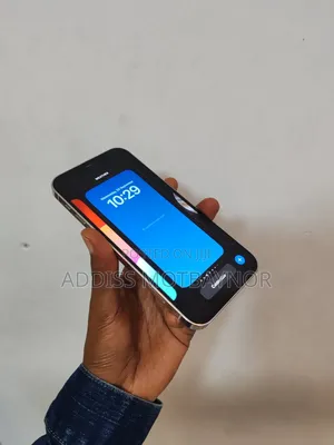 New Apple iPhone 15 128 GB Black