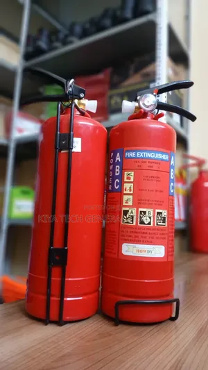ለተለያዩ ቦታዎች የሚሆን እሳት ማጥፊያ 2kg ABC 破 Fire Extinguisher 的也是