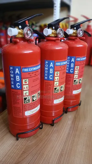 ለተለያዩ ቦታዎች የሚሆን እሳት ማጥፊያ 2kg ABC 破 Fire Extinguisher 的也是