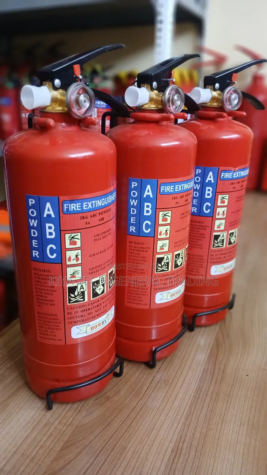 ለተለያዩ ቦታዎች የሚሆን እሳት ማጥፊያ 2kg ABC 破 Fire Extinguisher 的也是