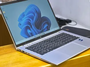 New Laptop HP EliteBook 840 10 16GB Intel Core i7 SSD 512GB