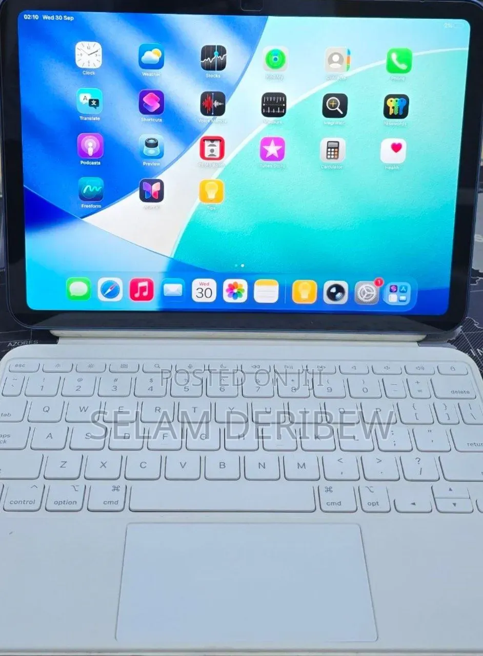New Apple iPad (2025) 64 GB