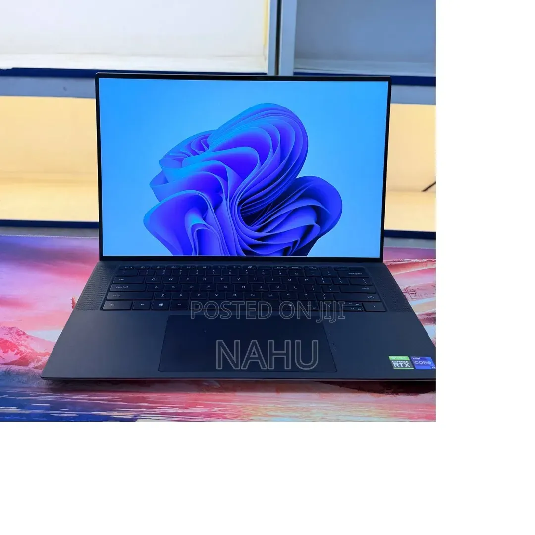 New Laptop Dell Precision 5560 16GB Intel Core i9 SSD 512GB