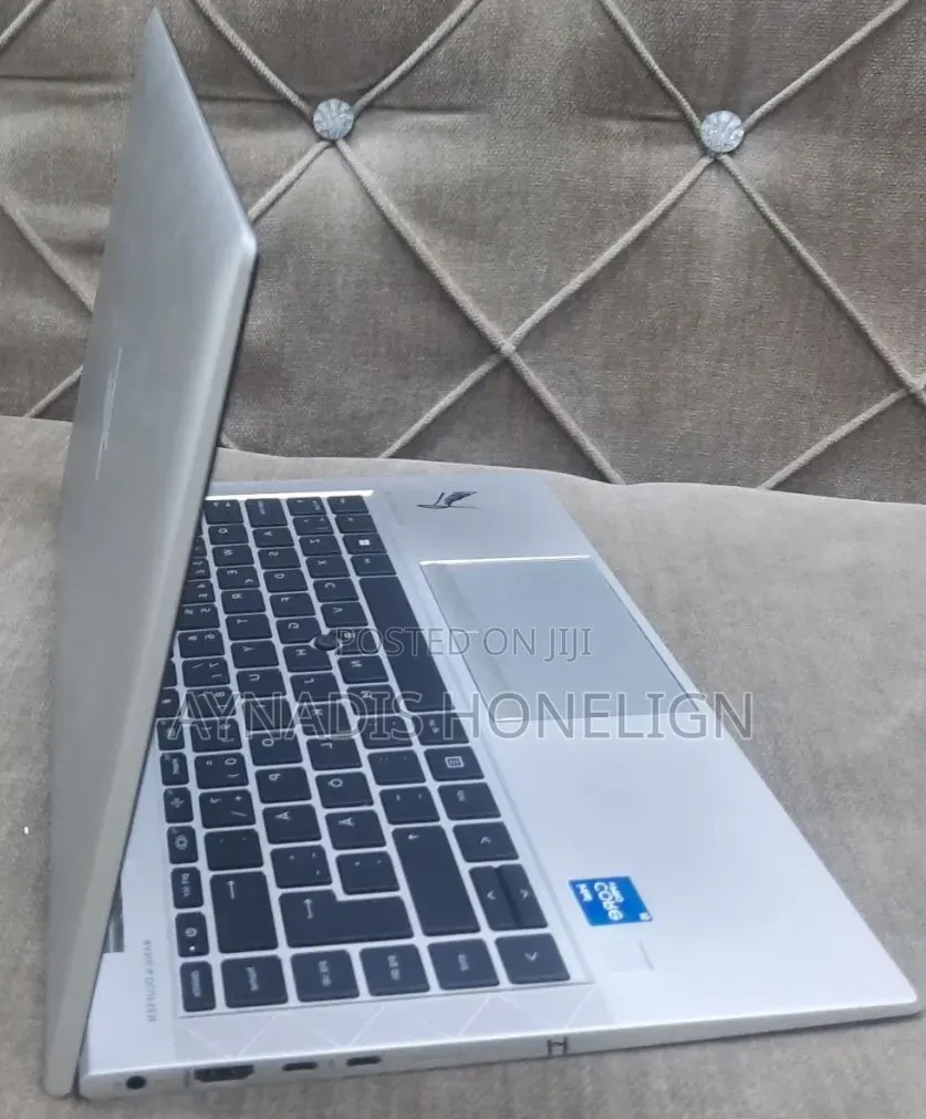 New Laptop HP EliteBook 840 16GB Intel Core i5 SSD 512GB