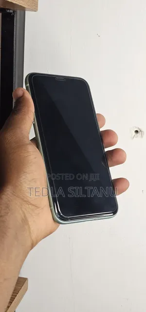 Apple iPhone 11 128 GB Green