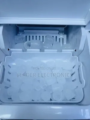 Ice Maker ( የበረዶ ማምረቻ ማሸን ]